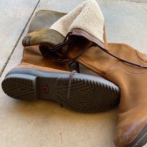 UGG Shoes - Ugg Elsa Chestnut Boots UGG Shoes - Ugg Elsa Chestnut Boots